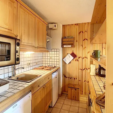 Duplex 3 Pieces Au Coeur De Combloux, Proche Navette Ski, Balcon Mont Blanc, Parking Et Casier A Skis - Fr-1-560-120 *