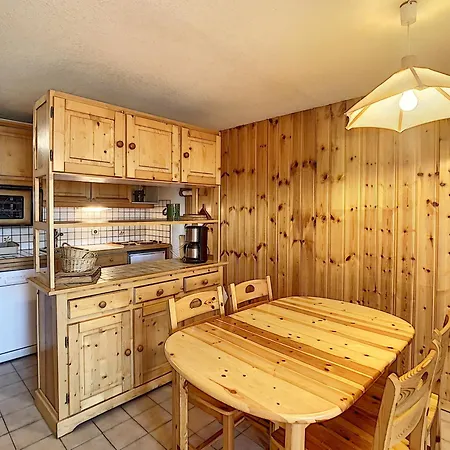 Duplex 3 Pieces Au Coeur De Combloux, Proche Navette Ski, Balcon Mont Blanc, Parking Et Casier A Skis - Fr-1-560-120 *